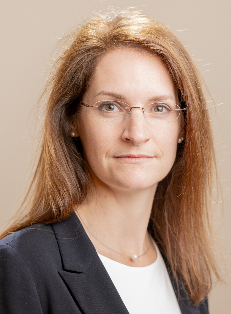 Dr. med. Karen Peier
